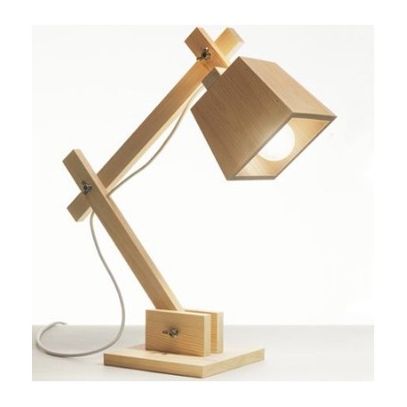 WOODEN LAMP